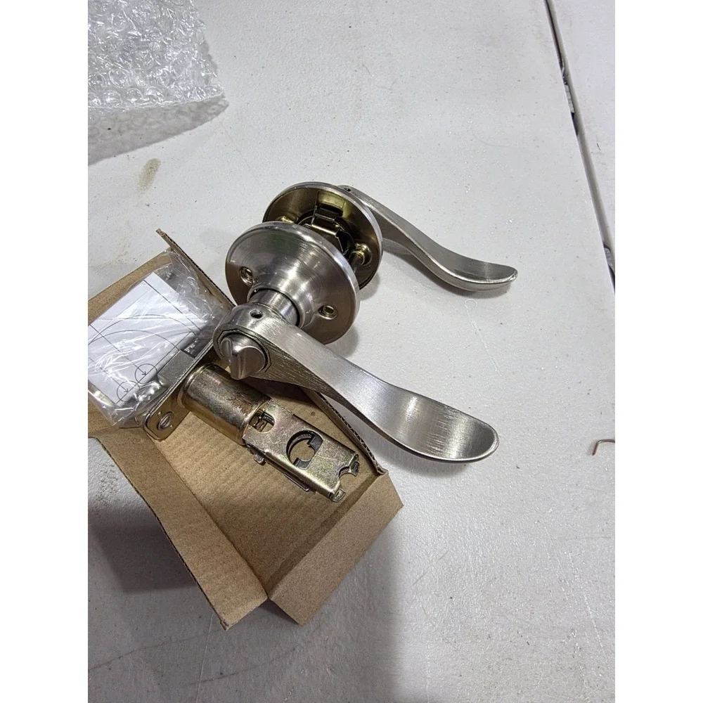 Lot Of 18‎ Maxwell Wave Handle Lever Privacy Lock - Satin Nickel 403405